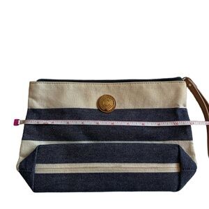 NWOT Tommy Hilfiger Pouch